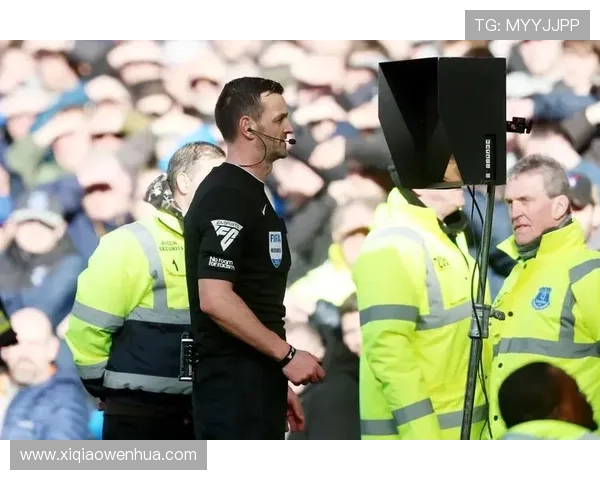 马雷利怒批VAR点球改判不公